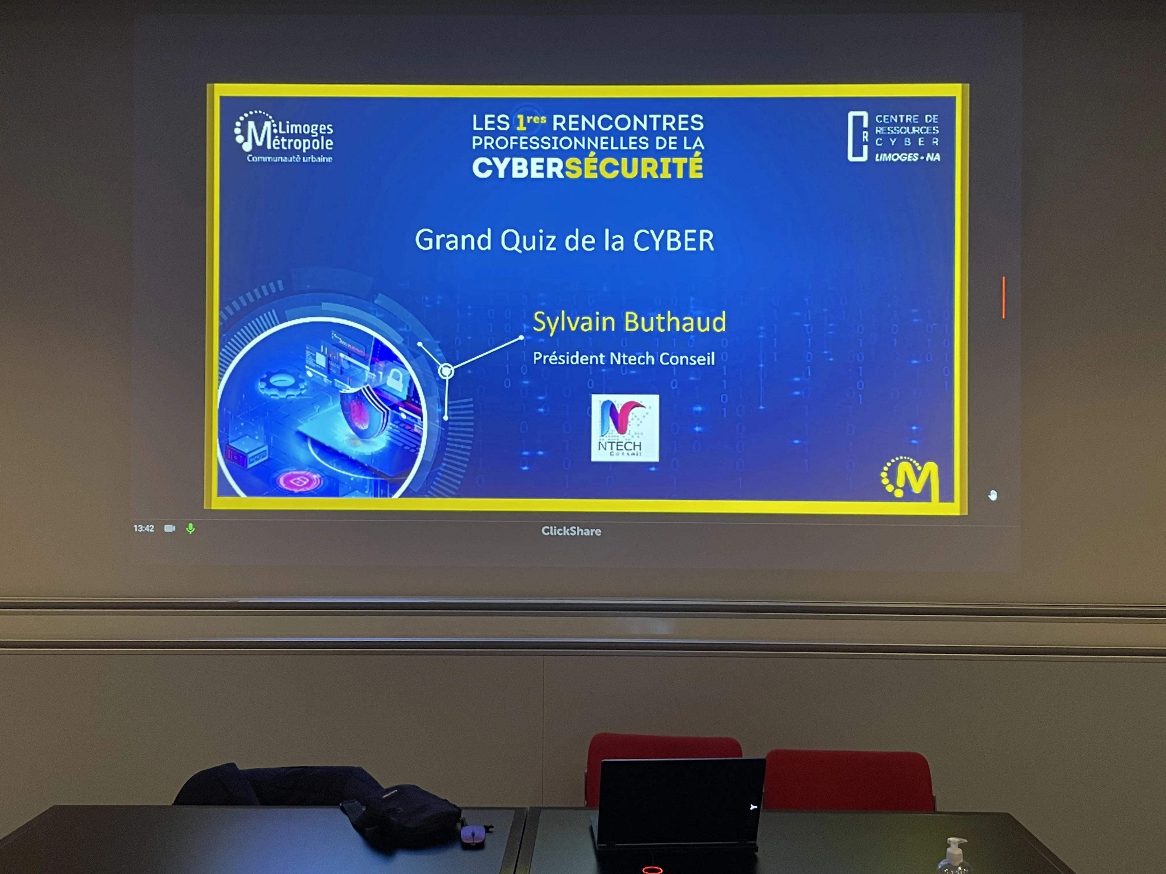 Slide - Grand Quiz de la Cyber